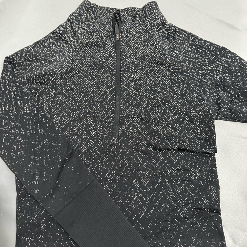 Lululemon half zip